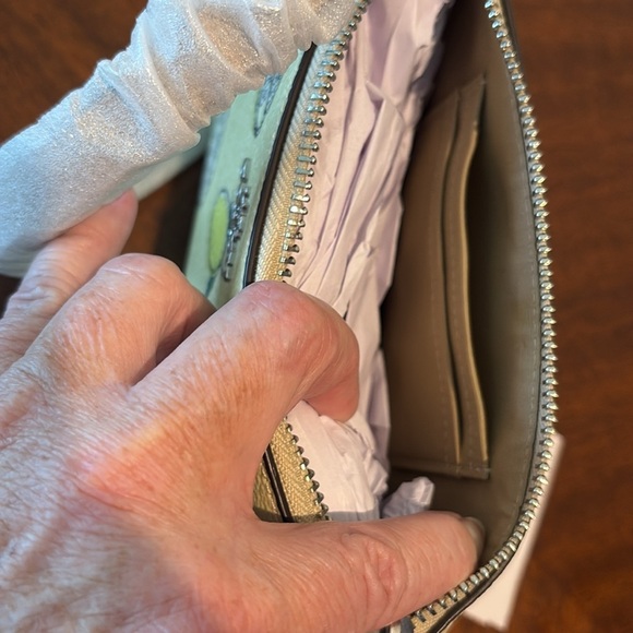 Coach Nolita 19 Lemon mini bag
Satchel Leather yellow garden Glade multi NWT - Picture 13 of 14